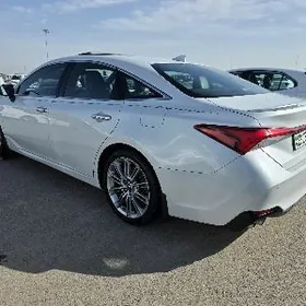 Toyota Avalon 2020