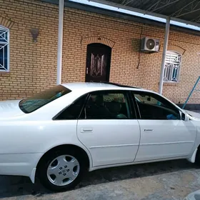Toyota Avalon 2003