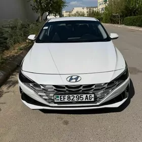 Hyundai Elantra 2021
