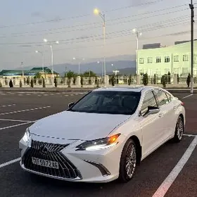 Lexus ES 350 2024