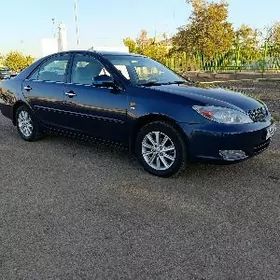 Toyota Camry 2003