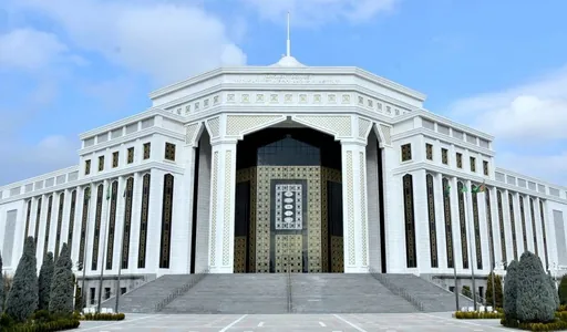 Президент произвел кадровые назначения в двух вузах Туркменистана