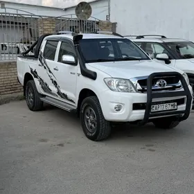 Toyota Hilux 2010