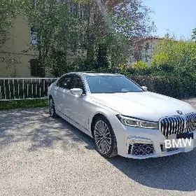 BMW 740 2021