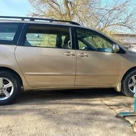 Toyota Sienna 2009