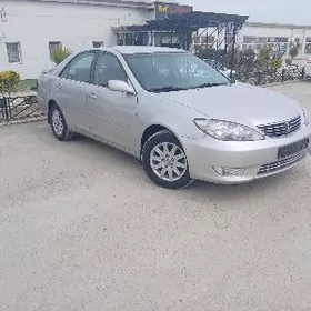 Toyota Camry 2004