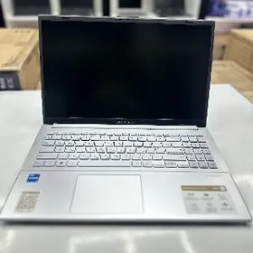 ASUS VIVOBook i3_13NOUTBUK