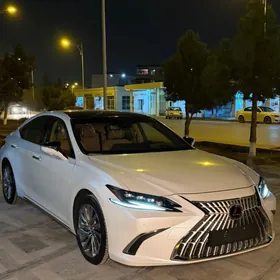 Lexus ES 350 2025