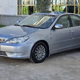 Toyota Camry 2004