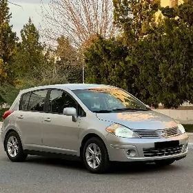 Nissan Versa 2010