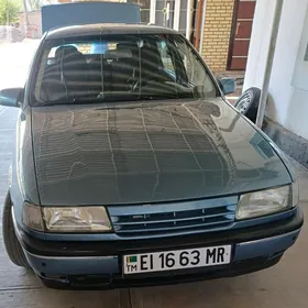 Opel Vectra 1989