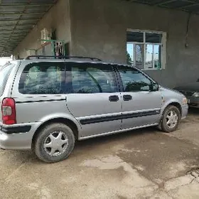 Opel Sintra 1999