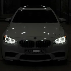 BMW F10 M5 2011