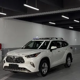 Toyota Highlander 2020