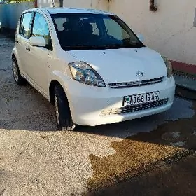 Daihatsu Sirion 2008