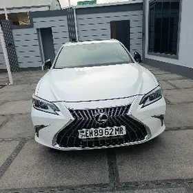 Lexus ES 250 2023