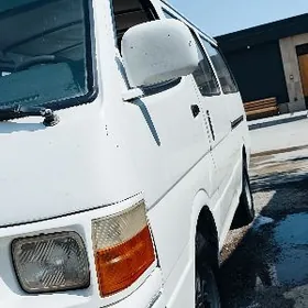 Toyota Hiace 1996