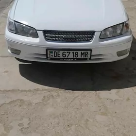 Toyota Camry 2001