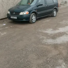 Opel Sintra 1999