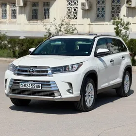 Toyota Highlander 2019