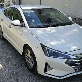 Hyundai Elantra 2019