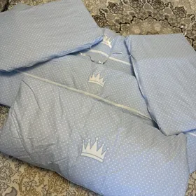 комплект на детскую кроватку