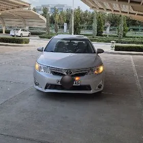 Toyota Camry 2013