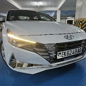 Hyundai Elantra 2021