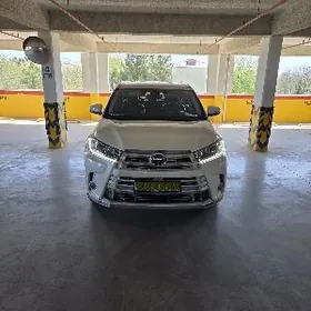 Toyota Highlander 2017