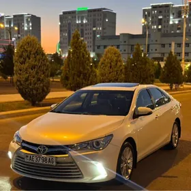 Toyota Camry 2015