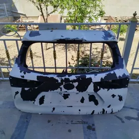 21 Highlander bagaž