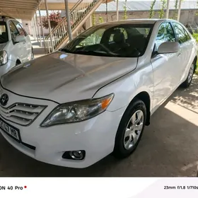 Toyota Camry 2010