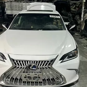 Lexus ES 350 2022