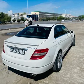 Mercedes-Benz C300 2010