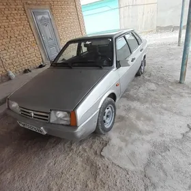 Lada VAZ-21099 2004