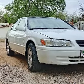 Toyota Camry 1998