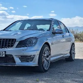 Mercedes-Benz C350 2012