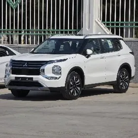 Mitsubishi Outlander 2025