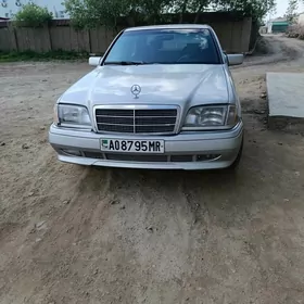 Mercedes-Benz C320 1997