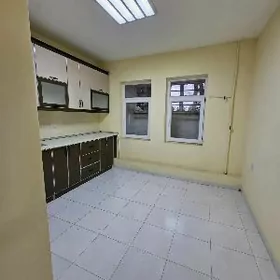 Сдаю комнату полуподвал Мир 7