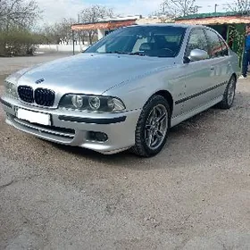 BMW E39 2002