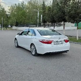 Toyota Camry 2016