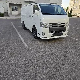 Toyota Hiace 2014