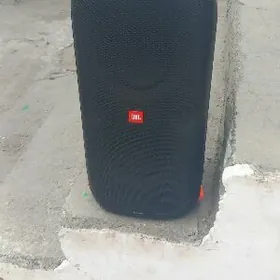 JBL PartyBox 110