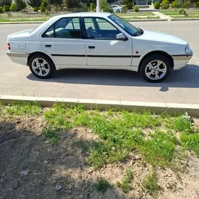 Peugeot 405 2006