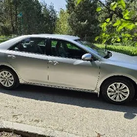 Toyota Camry 2013