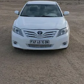 Toyota Camry 2011