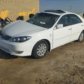 Toyota Camry 2005