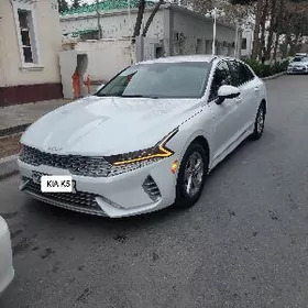 Kia K5 2022