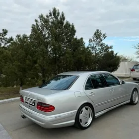 Mercedes-Benz E430 2001
